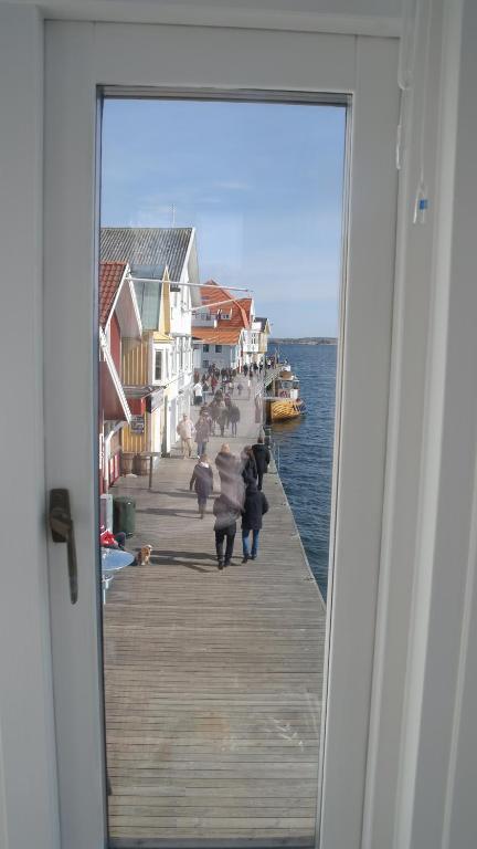 Pensionat Bryggan Smogen Exterior photo